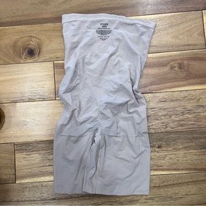 Spanx size 1x